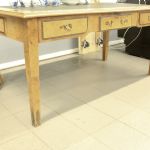 848 8140 WRITING DESK